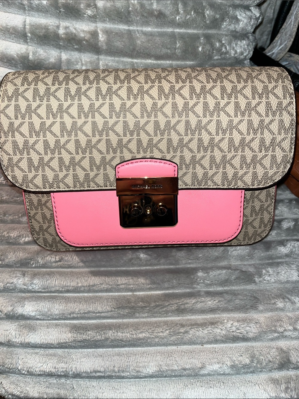 Michael Kors Beige Logo and Pink Leather Crossbody Bag